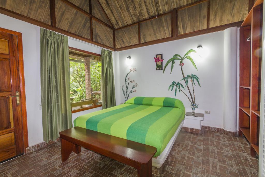 Hosteria El Paraiso De Las Orquideas Archidona エクステリア 写真